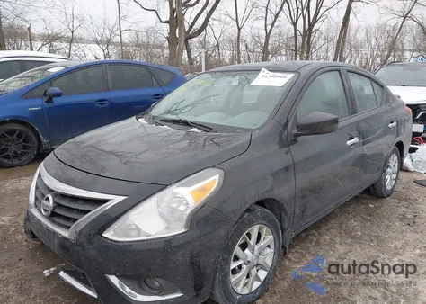 2018 Nissan Versa 1.6 Sv z USA, uszkodzony, nr VIN 3N1CN7AP7JL883167